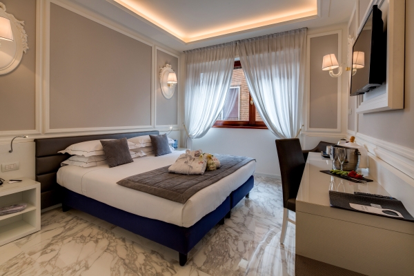 Hotel Grande Albergo Roma (Piacenza)